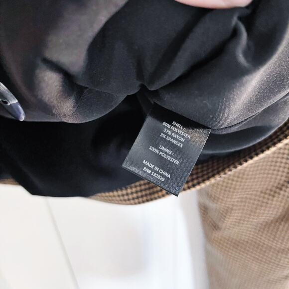 Majorelle Ariana Blazer in Black & Copper - Picture 9 of 11